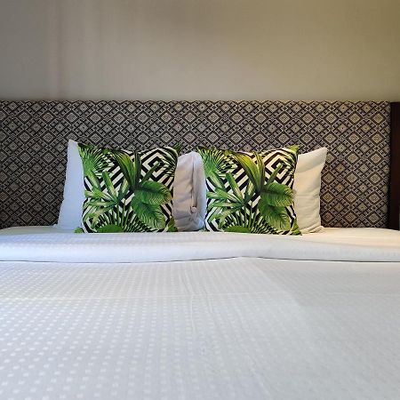 فندق Check In Saladaeng (Adults Only) بانكوك المظهر الخارجي الصورة