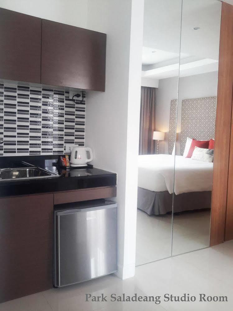 فندق Check In Saladaeng (Adults Only) بانكوك المظهر الخارجي الصورة