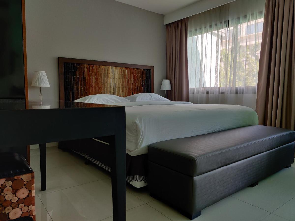 فندق Check In Saladaeng (Adults Only) بانكوك المظهر الخارجي الصورة